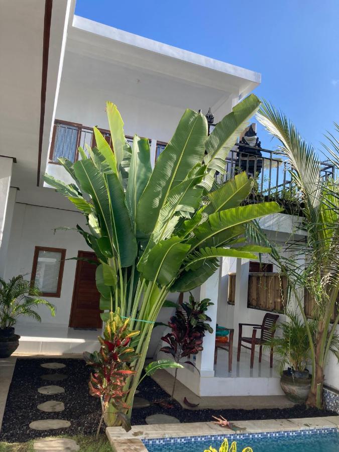 Villa Iris Homestay Uluwatu Екстериор снимка