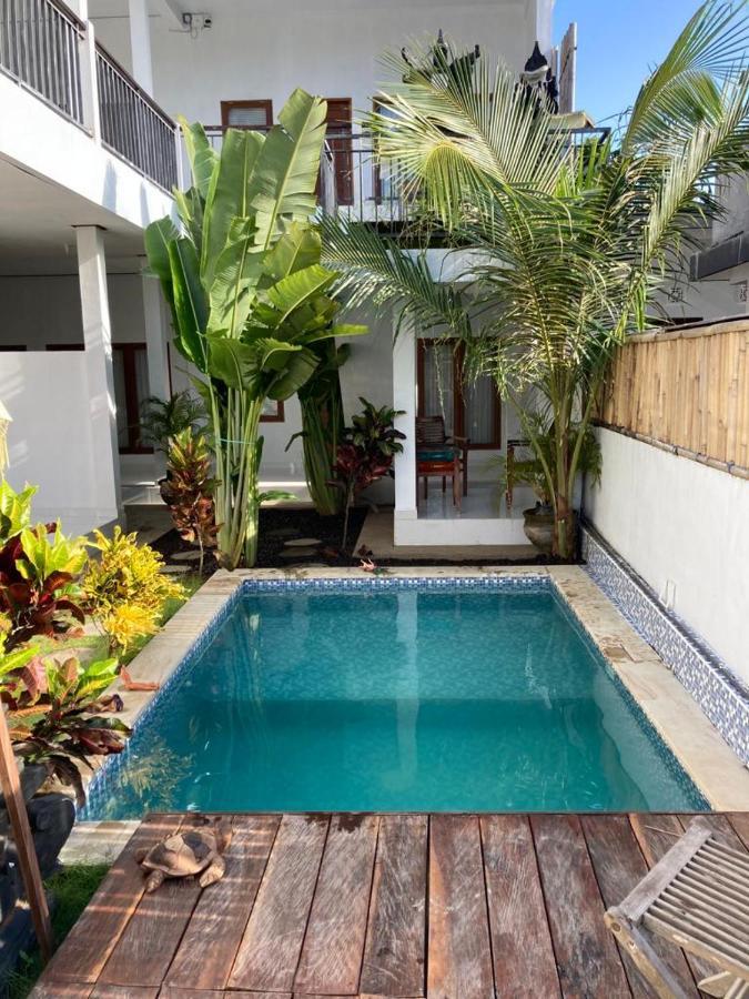 Villa Iris Homestay Uluwatu Екстериор снимка