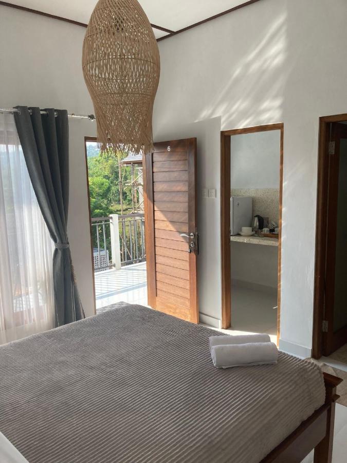 Villa Iris Homestay Uluwatu Екстериор снимка