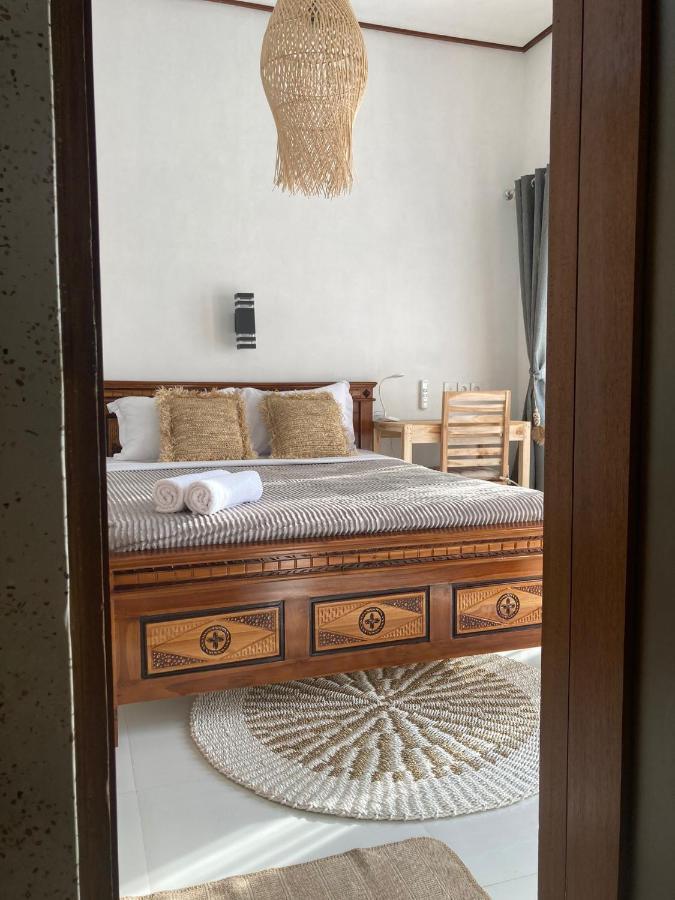 Villa Iris Homestay Uluwatu Екстериор снимка