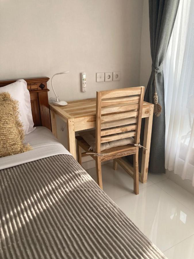 Villa Iris Homestay Uluwatu Екстериор снимка